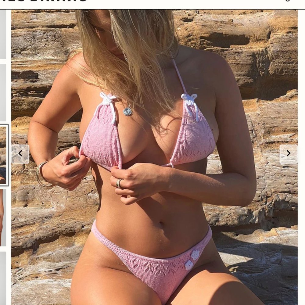 NWT Frankies x GUIZIO Tide Crochet Triangle Bikini Top Size Small